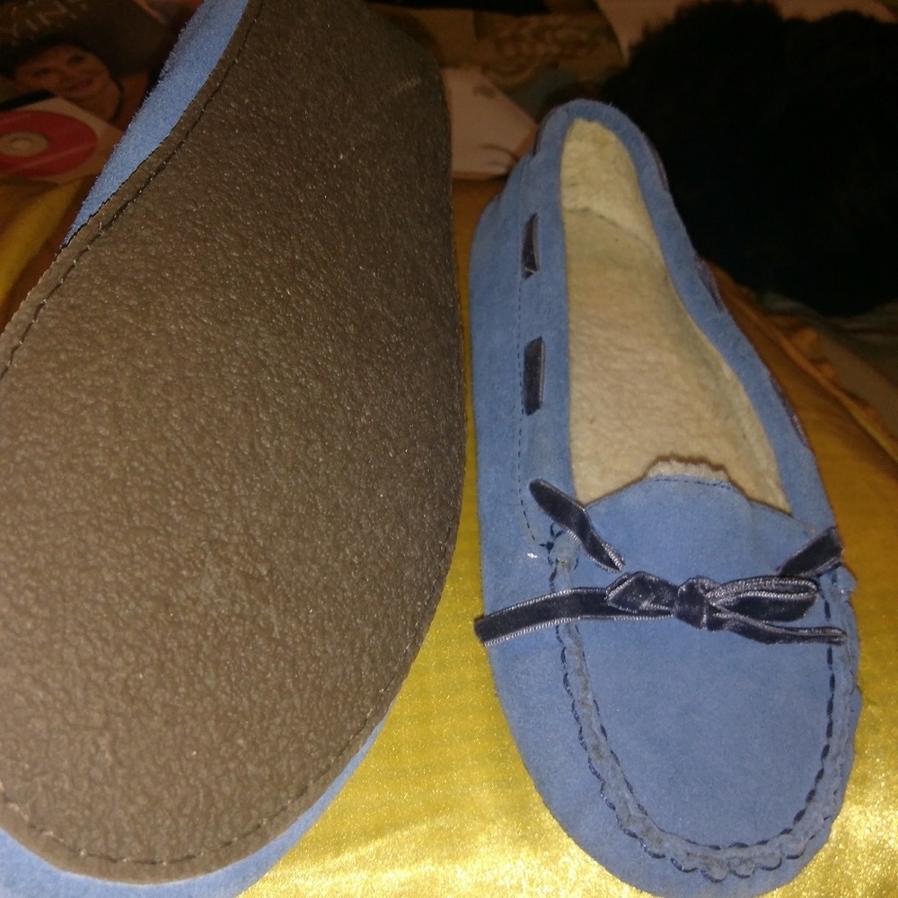Ladies slippers